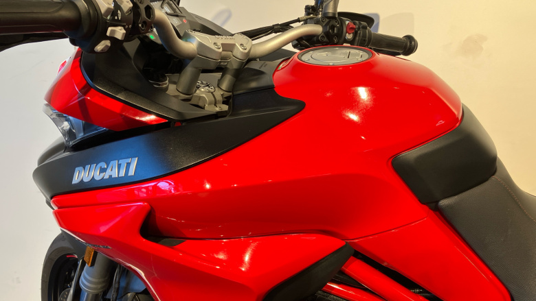 Ducati Multistrada 950 S - White/Grey (20MY)